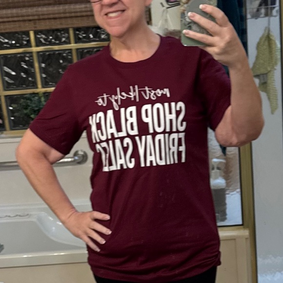 Meet your Posher, Melissa - Picture 2 of 2